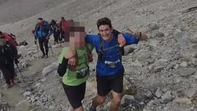 O familie întreagă a pierit fulgerător în Alpii Elvețieni! Cele 5 persoane au fost îngropate de o avalanșă